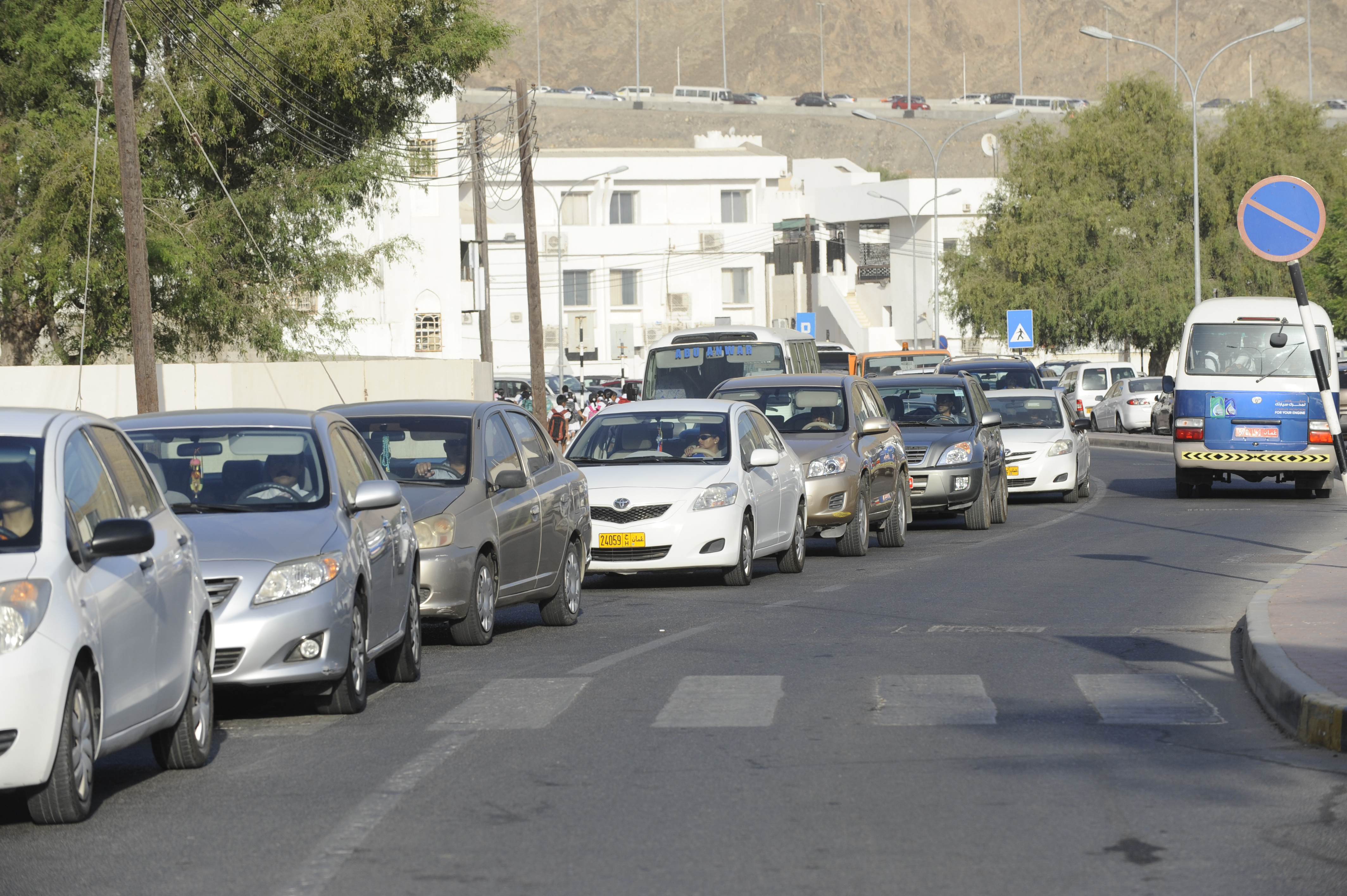 Oman transport: Public network only solution to traffic jams in Muscat