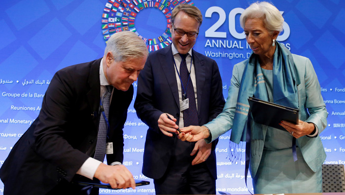IMF members vow to revive trade, boost spending
