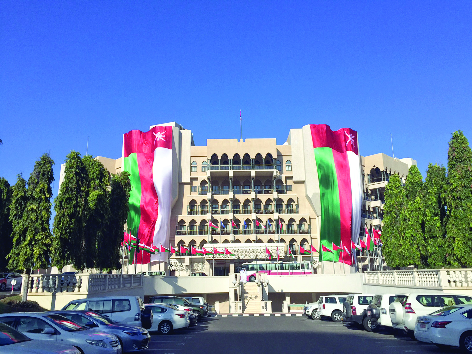 فندق قصر البستان يسطر برنامجا خاصا للاحتفال بالعيد الوطني