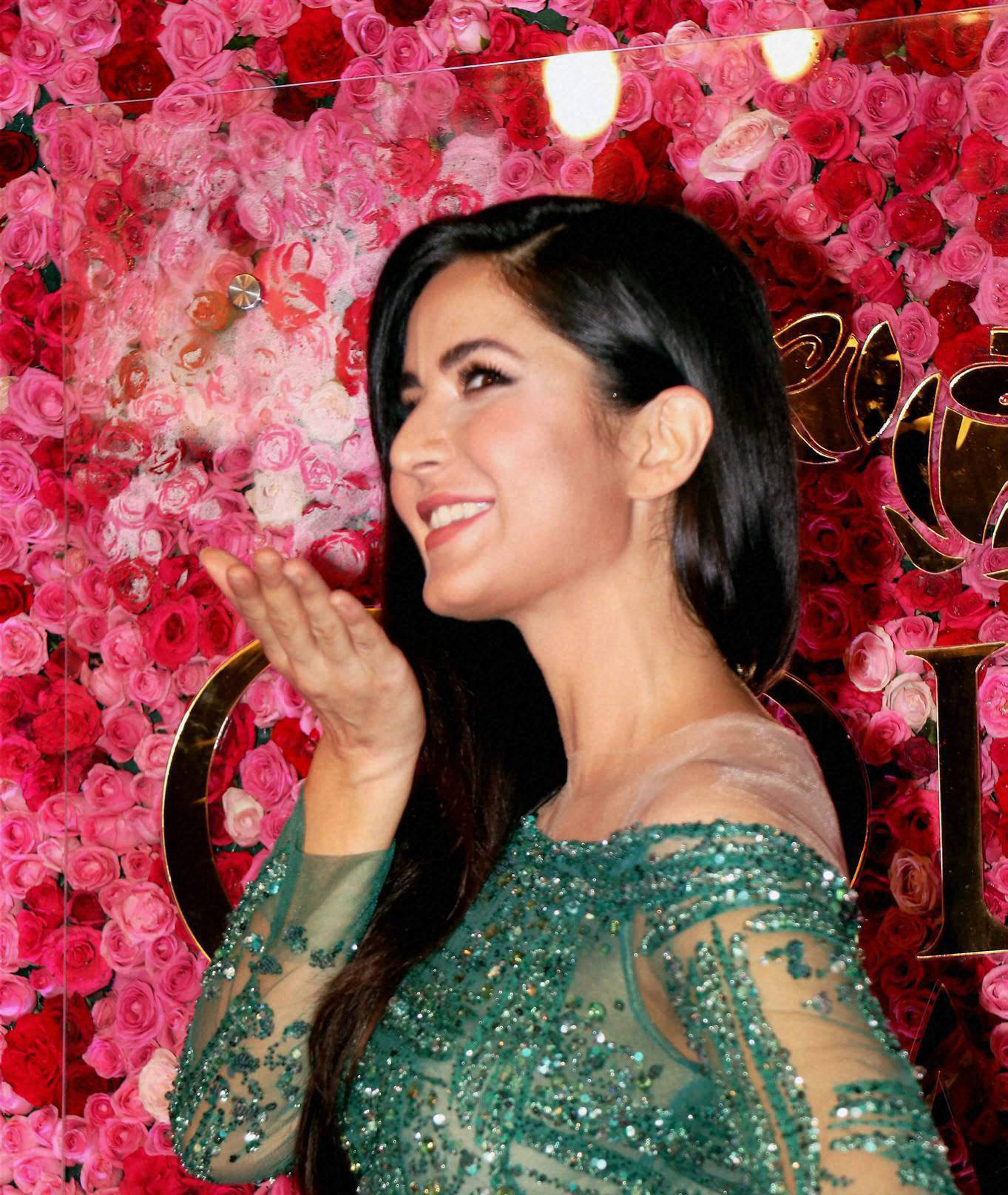 Katrina heaps praises on Shah Rukh Khan
