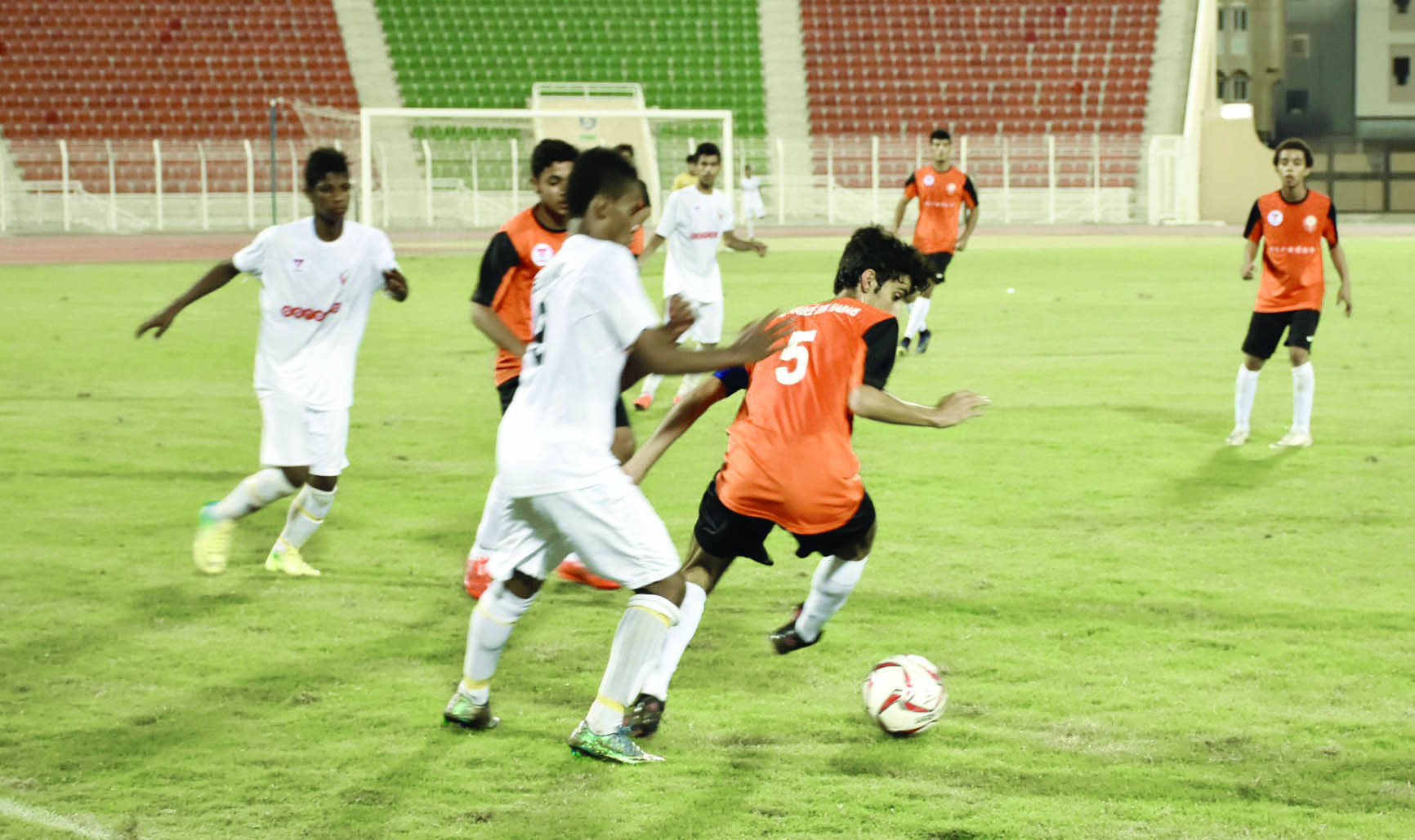 «الربيع بن حبيب» يفوز بأولى مباريات دوري عمان للمدارس بشمال الباطنة