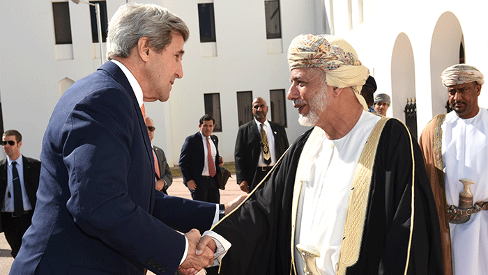 Alawi receives US Secretary of State John Kerry in Oman