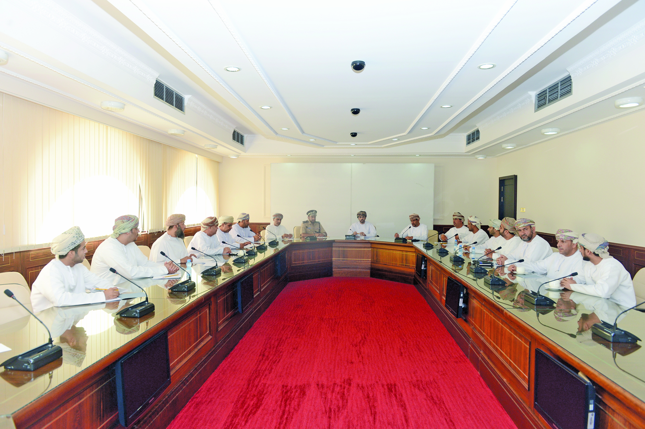 التأكيد على إقامة ملتقى عمان للنقل والخدمات اللوجستية