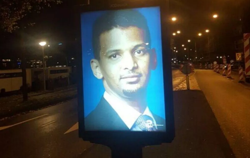 ليته فعلها .... السعودي الذي انتشرت صورته في شوارع امستردام لم يكتشف علاجا للسل