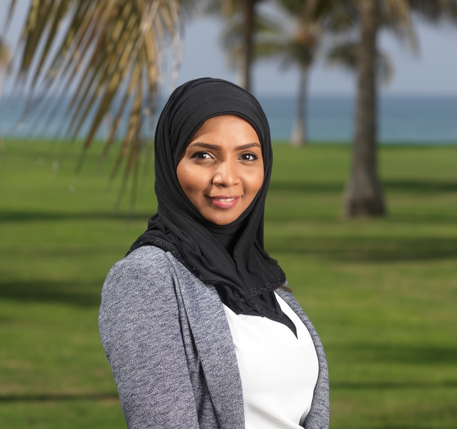 الريامية.. تصل للقائمة النهائية لأفضل موظف موارد بشرية