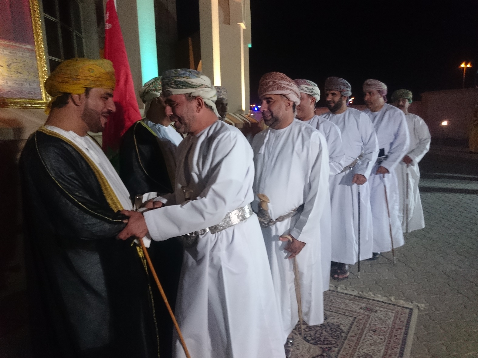 نزوى:  استقبال للمهنئين بالعيد الوطني