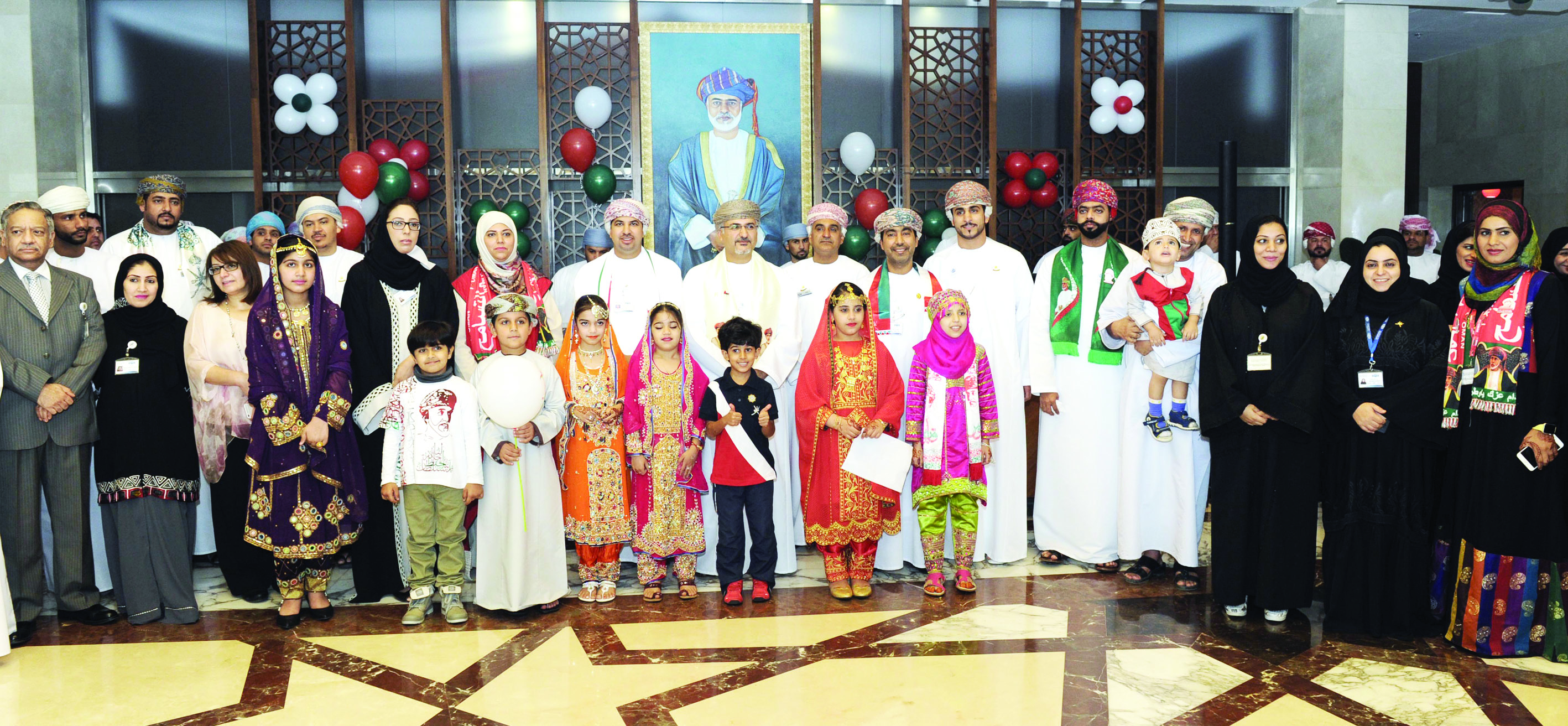بنك عُمان العربي يحتفل بالعيد المجيد
