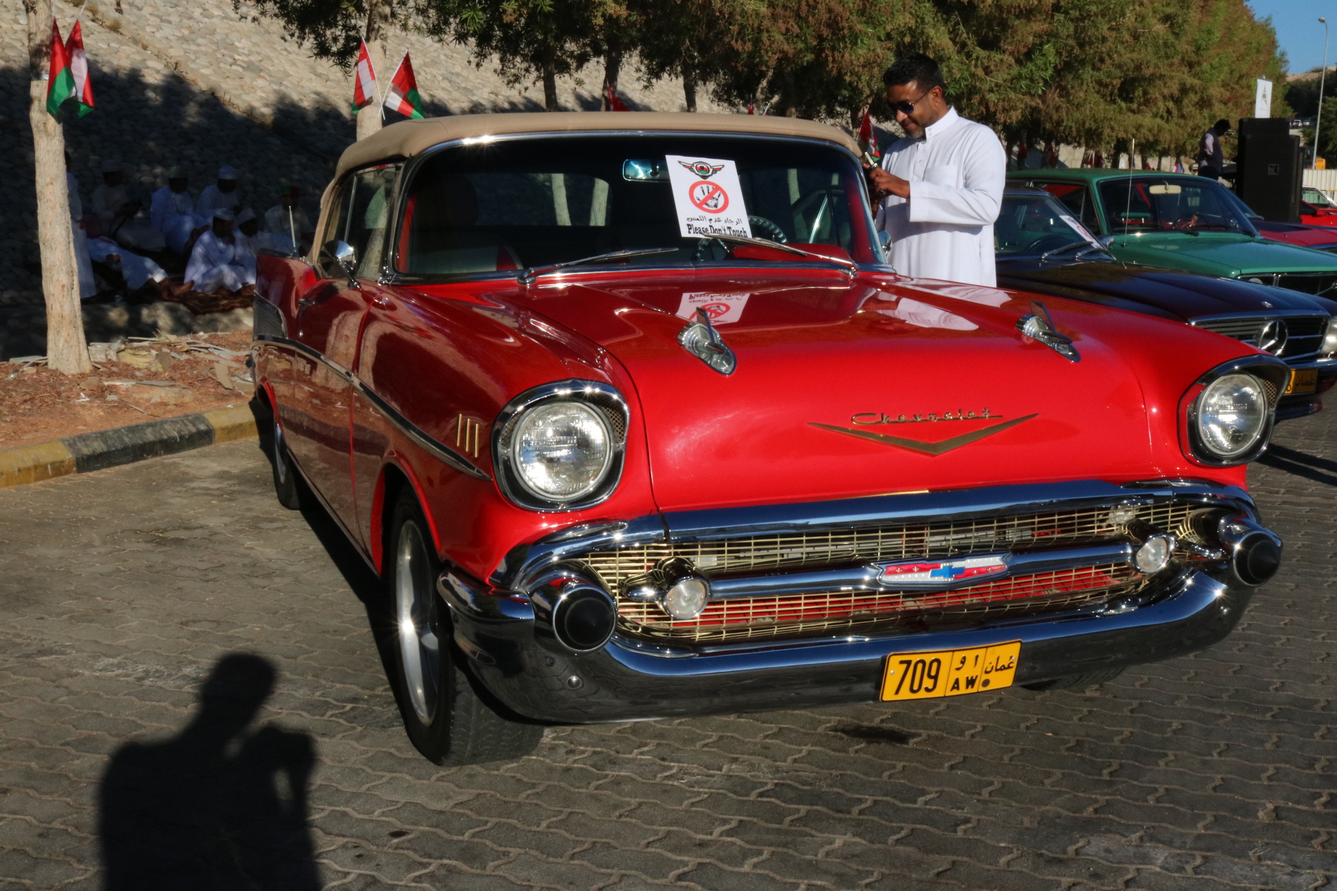 بالصور: ملتقى عمان للسيارات الكلاسيكية