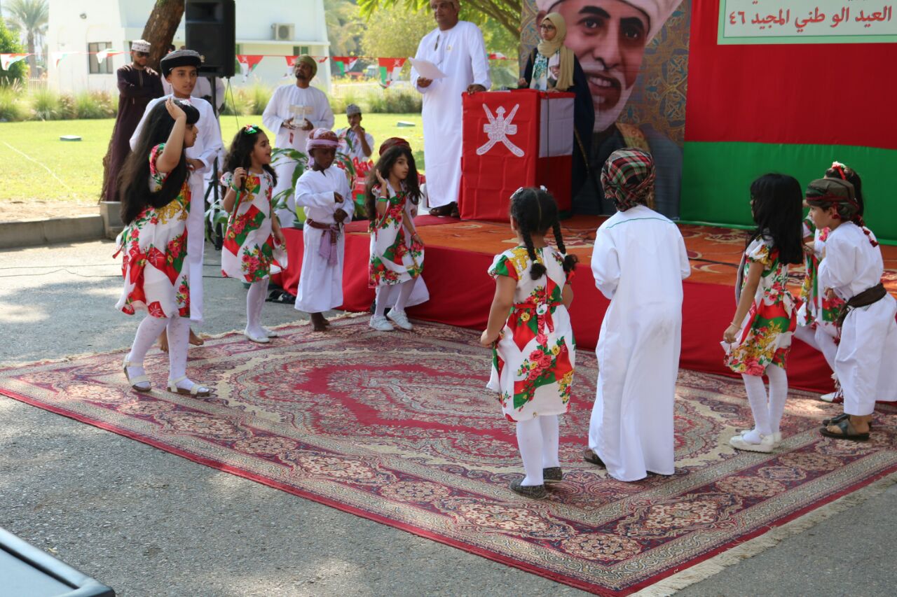 بلدية مسقط تحتفل بالعيد الوطني