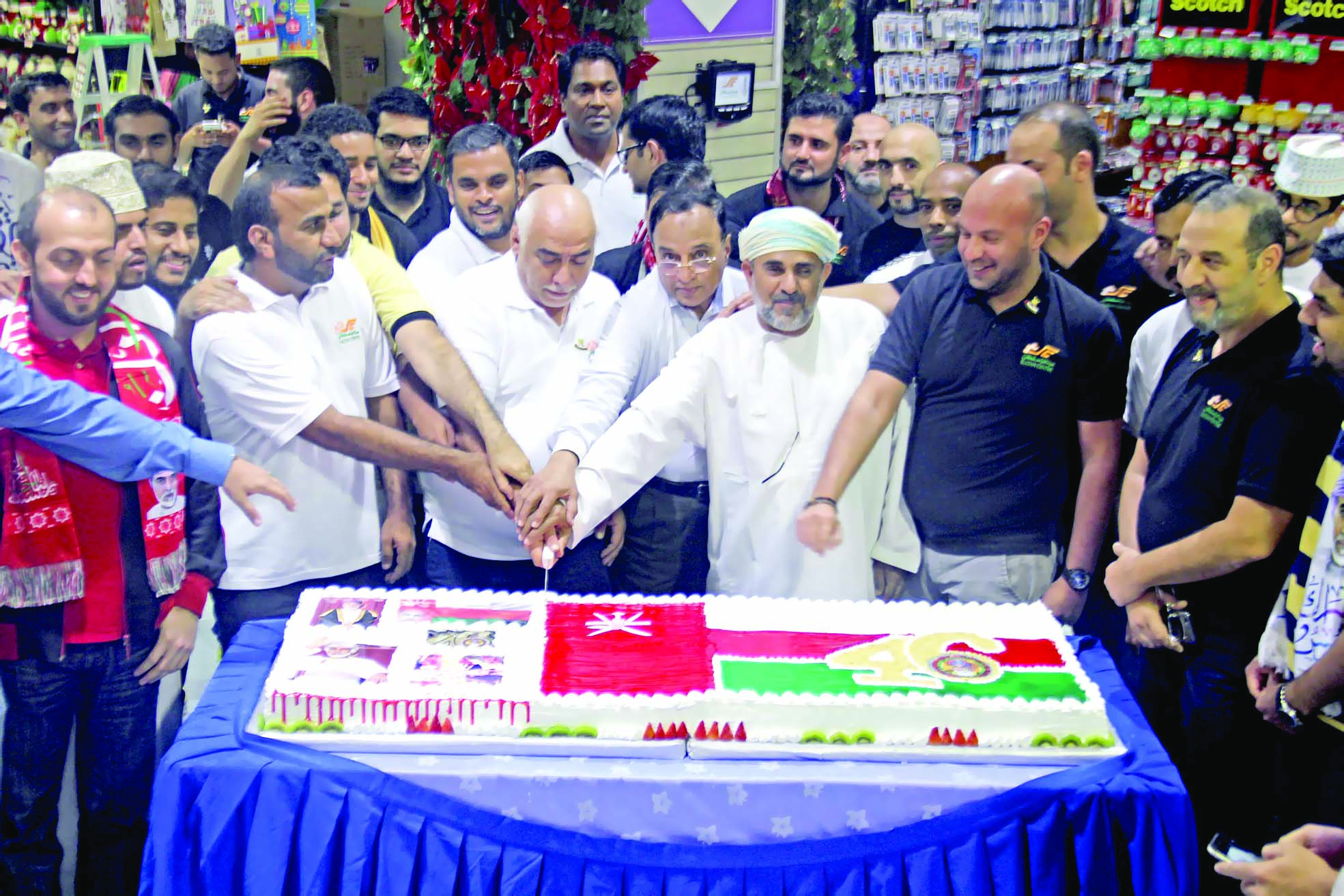 مركز سلطان ينظم احتفالاً بمناسبة العيد الوطني السادس والأربعين