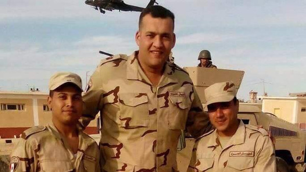 ضابط مصري توقع استشهاده بسيناء ... شاهد ماذا كتب لزميله قبلها بساعات
