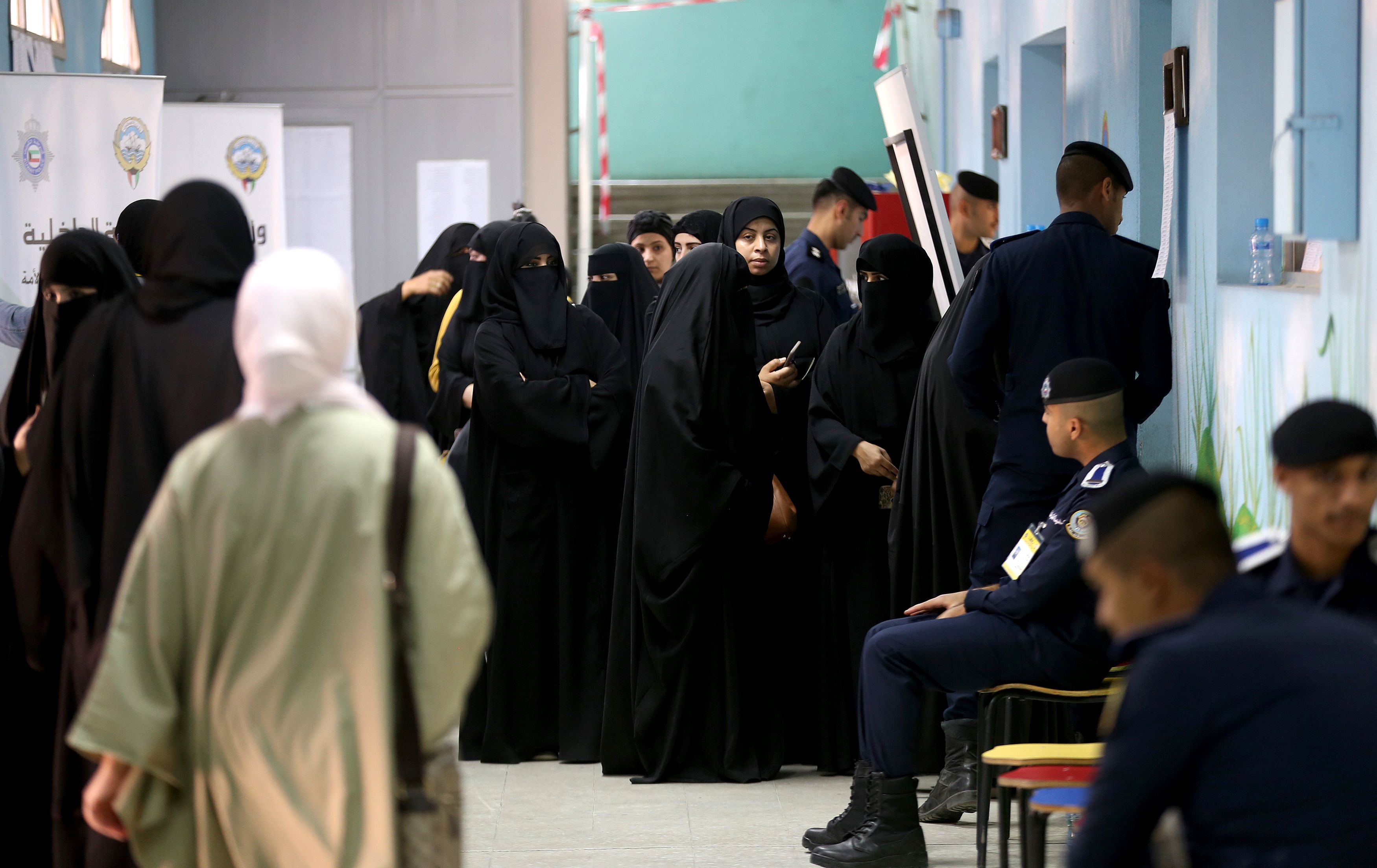 امرأة واحدة فقط فازت في الانتخابات الكويتية