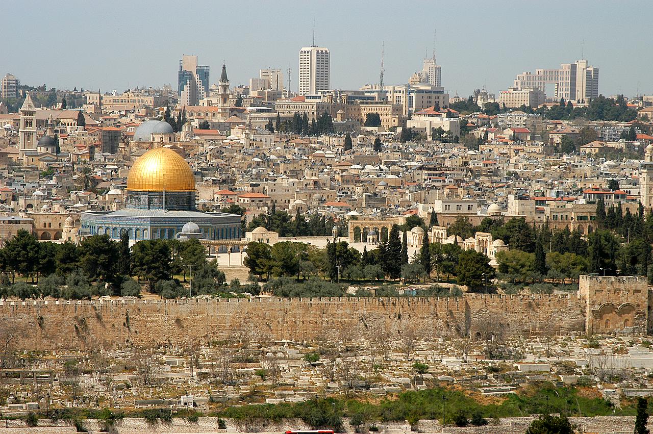 تعرف على رد مفتي القدس على محاولات اسرائيل منع رفع الأذان