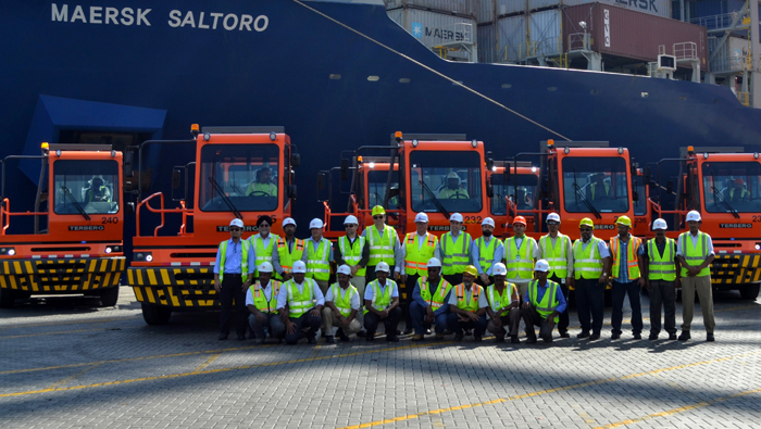 Port of Salalah receives 20 tractor trailers