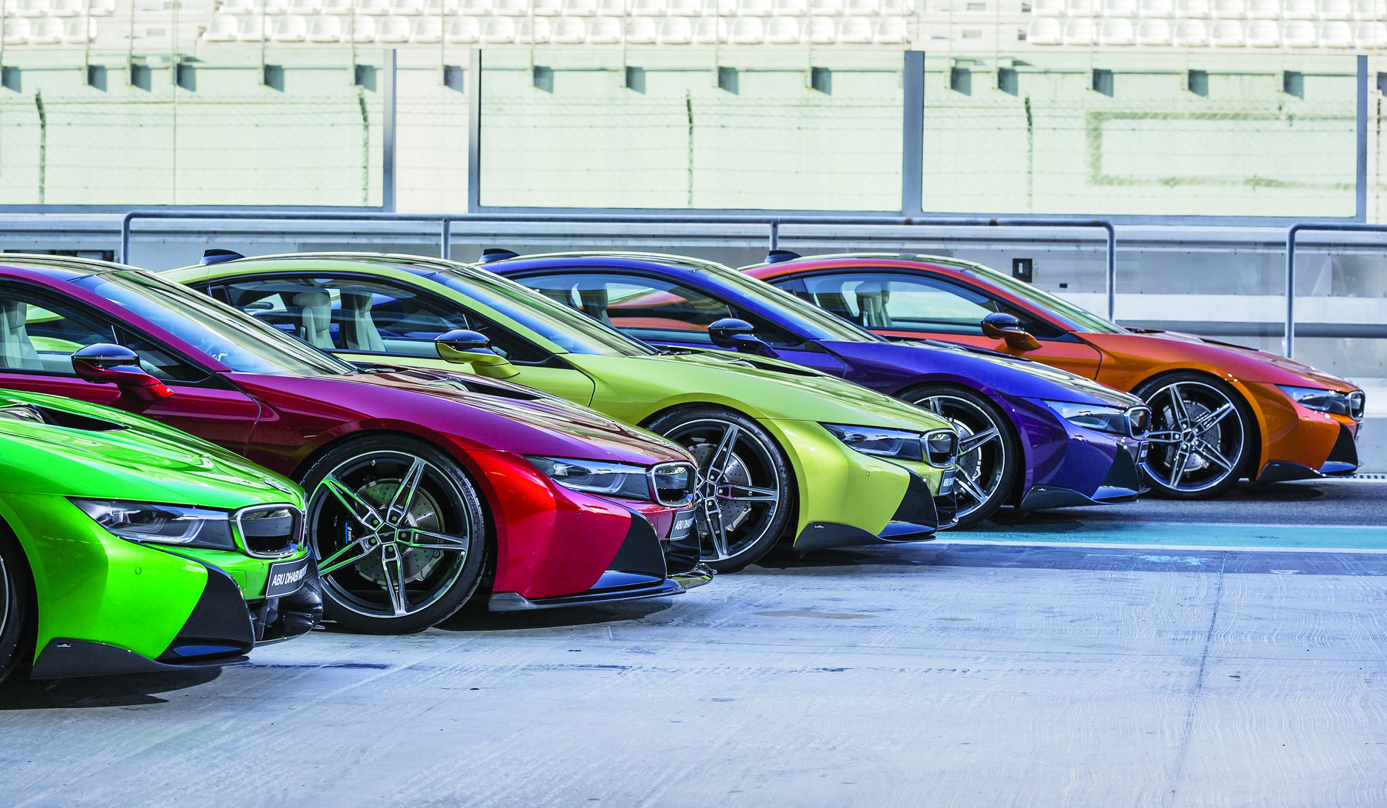 عرض مجموعة محدودة من الألوان لسيارة BMW i8