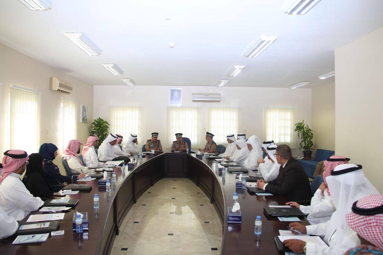 وفود جمركية تطلع على تجربة السلطنة في تطبيق آلية التحويل المباشر للرسوم الجمركية لدول مجلس التعاون