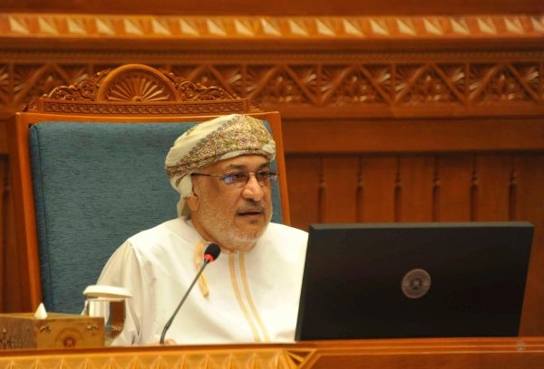 Oman's State Council reviews report on women’s groups