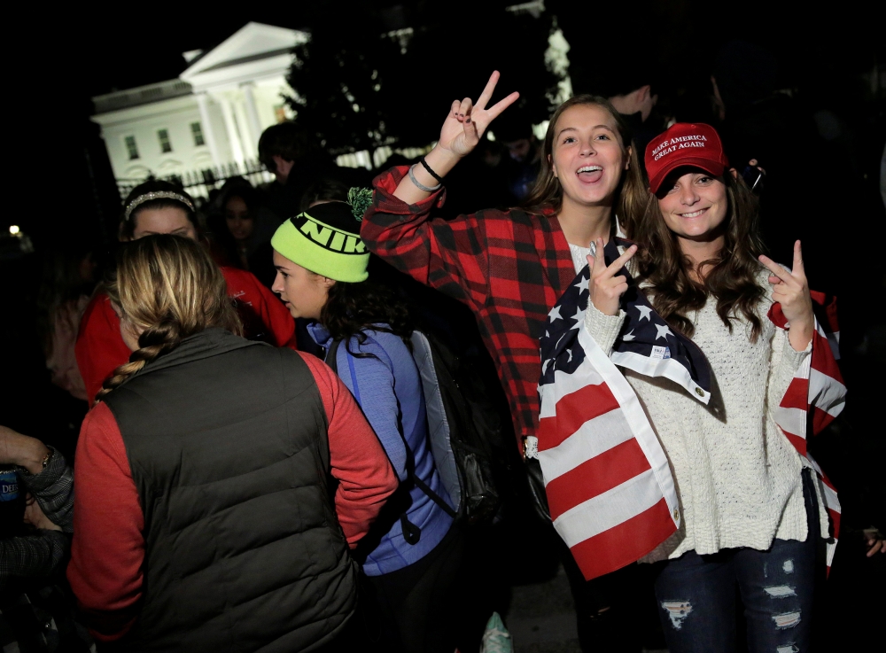 نتائج الانتخابات الامريكية بالصور ... فرحة وصدمة