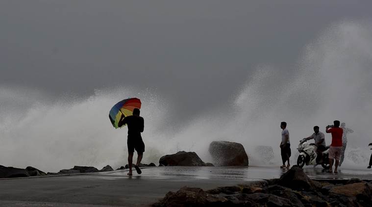 Oman Air cancels flight to Chennai as Cyclone Vardah approaches