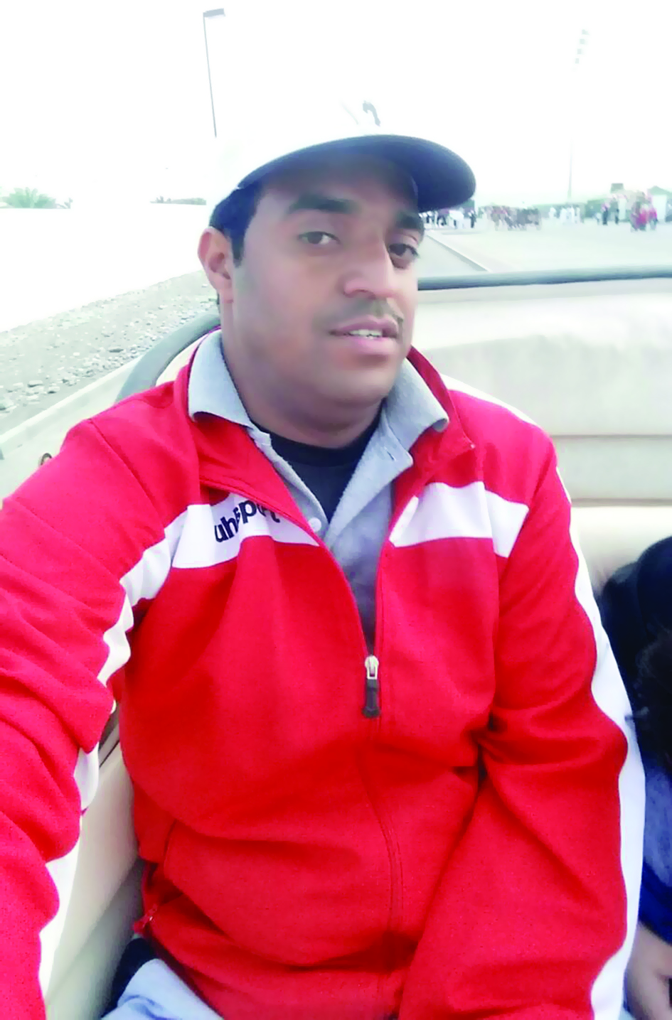 مبادرات محبي الهوكي تثري بطولة كأس جلالة السلطان