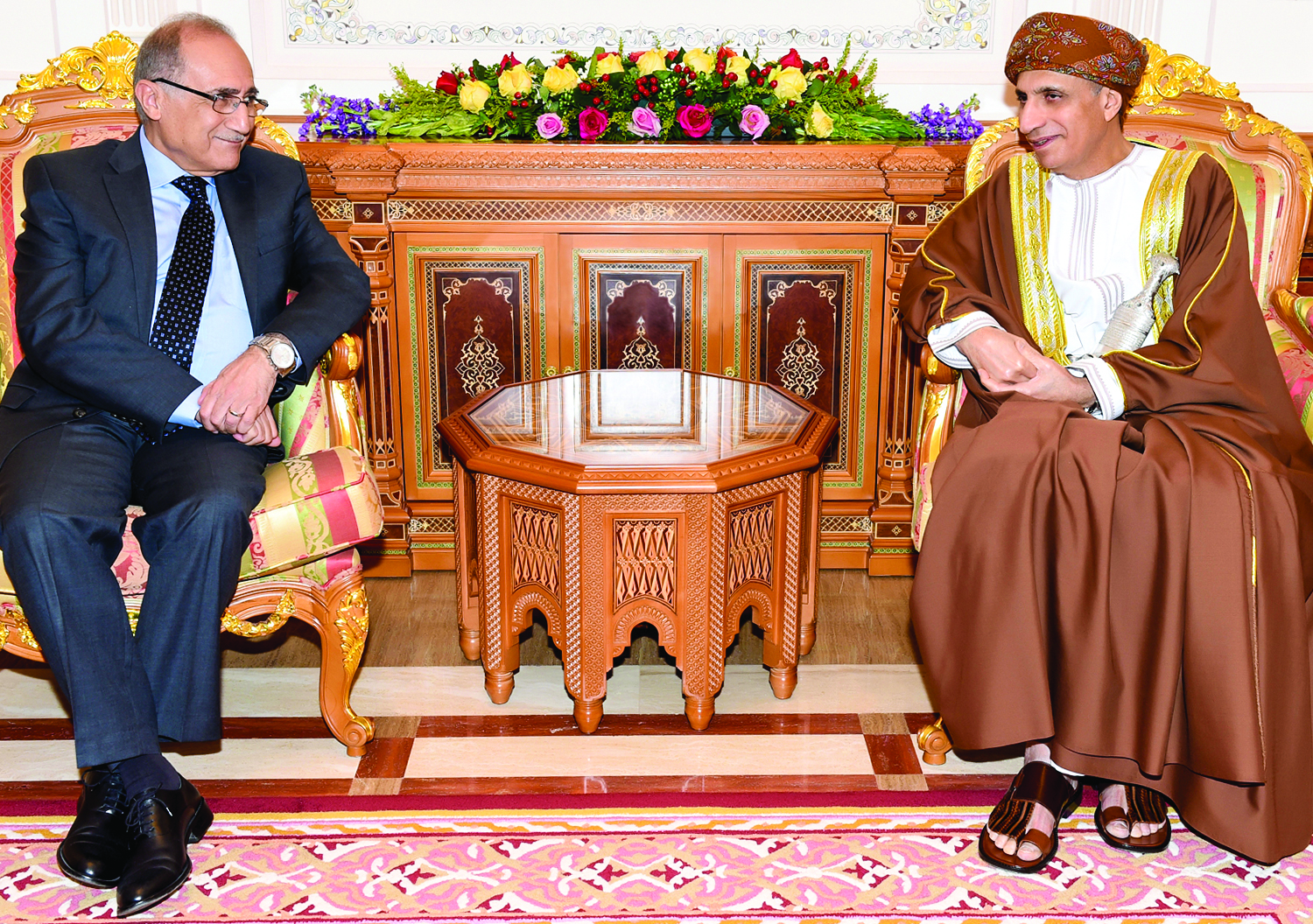 Sayyid Fahd reviews relations with Arab leaders