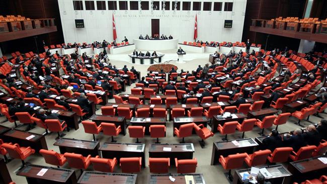 البرلمان التركي يوافق على مشروع خط ترك - ستريم للغاز