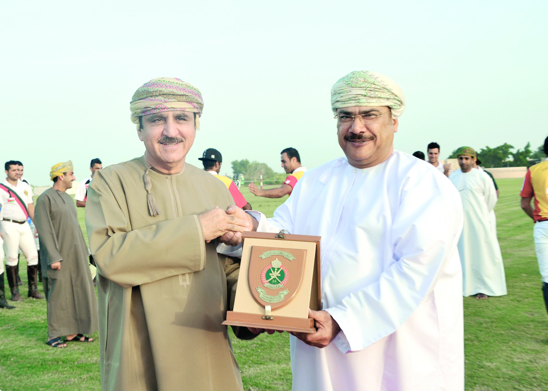 "العاديات" يعتلي منصة تتويج بطولة نادي الصولجان السلطاني