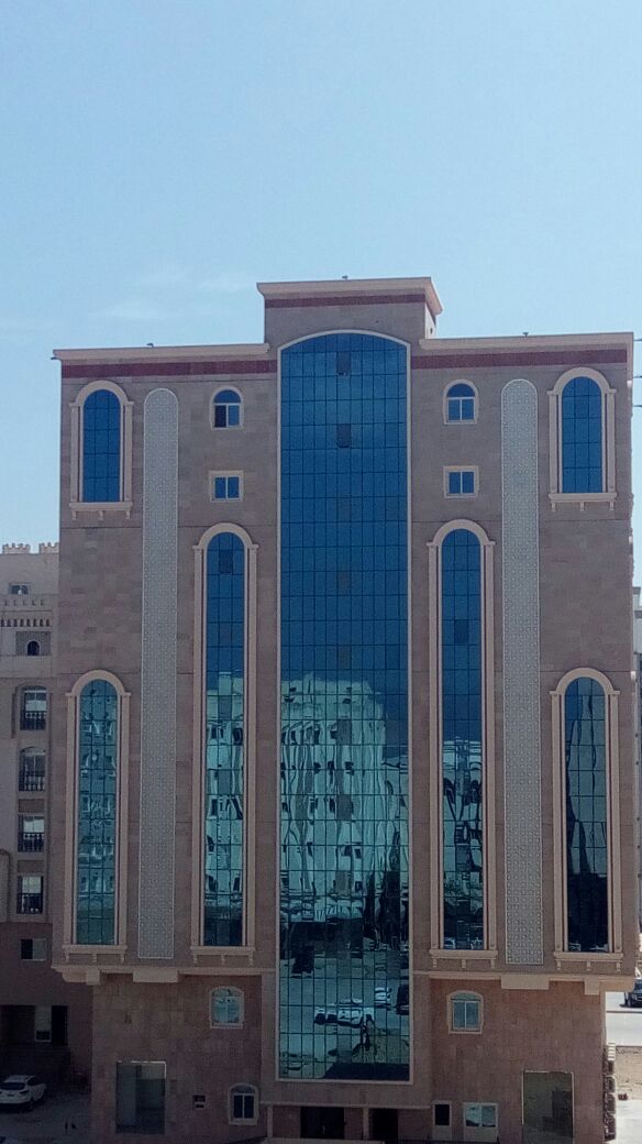 بلدية ظفار تصدر (161) ترخيص بناء في  نوفمبر