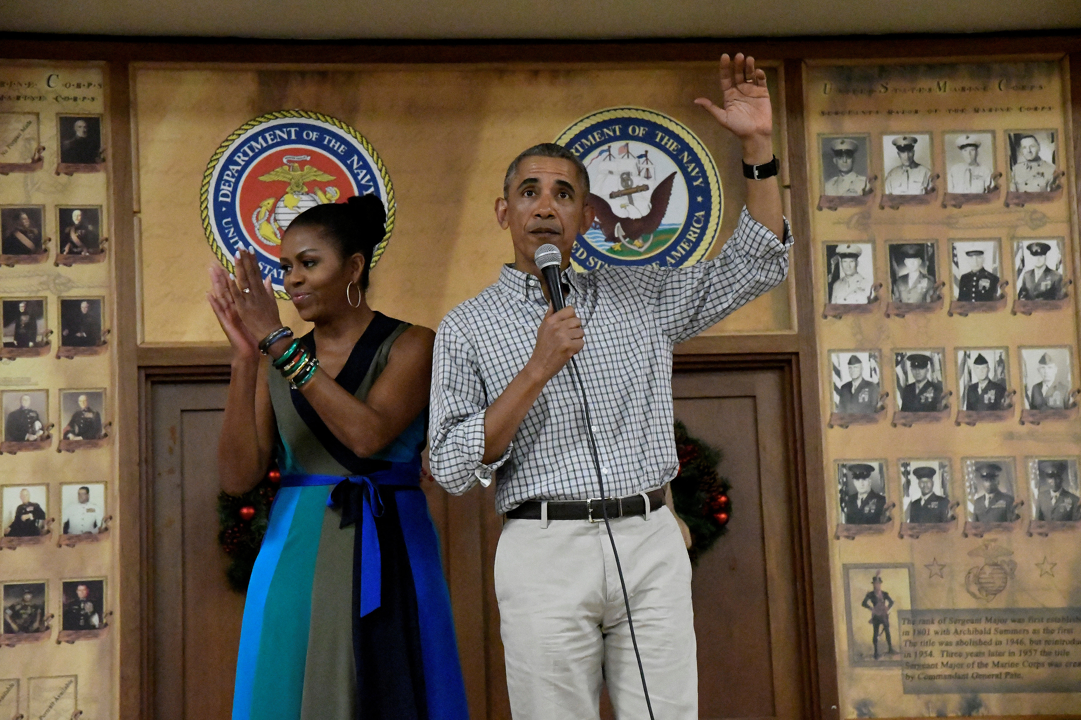 Obama says serving as commander in chief a privilege in Christmas Hawaii base visit