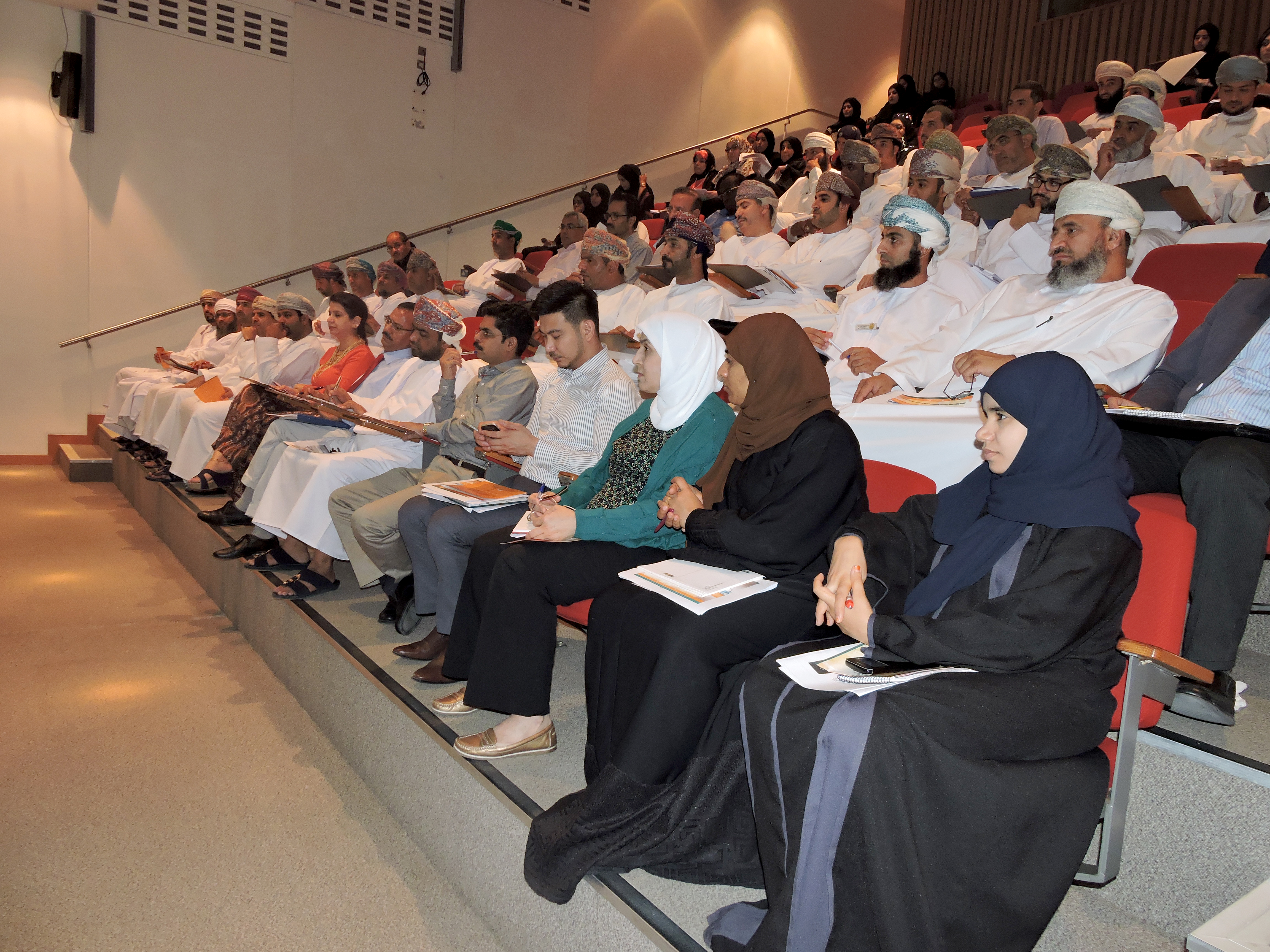 جامعة السلطان قابوس تستعد ل"ربط مؤسسات التعليم العالي بالقطاعين العام والخاص