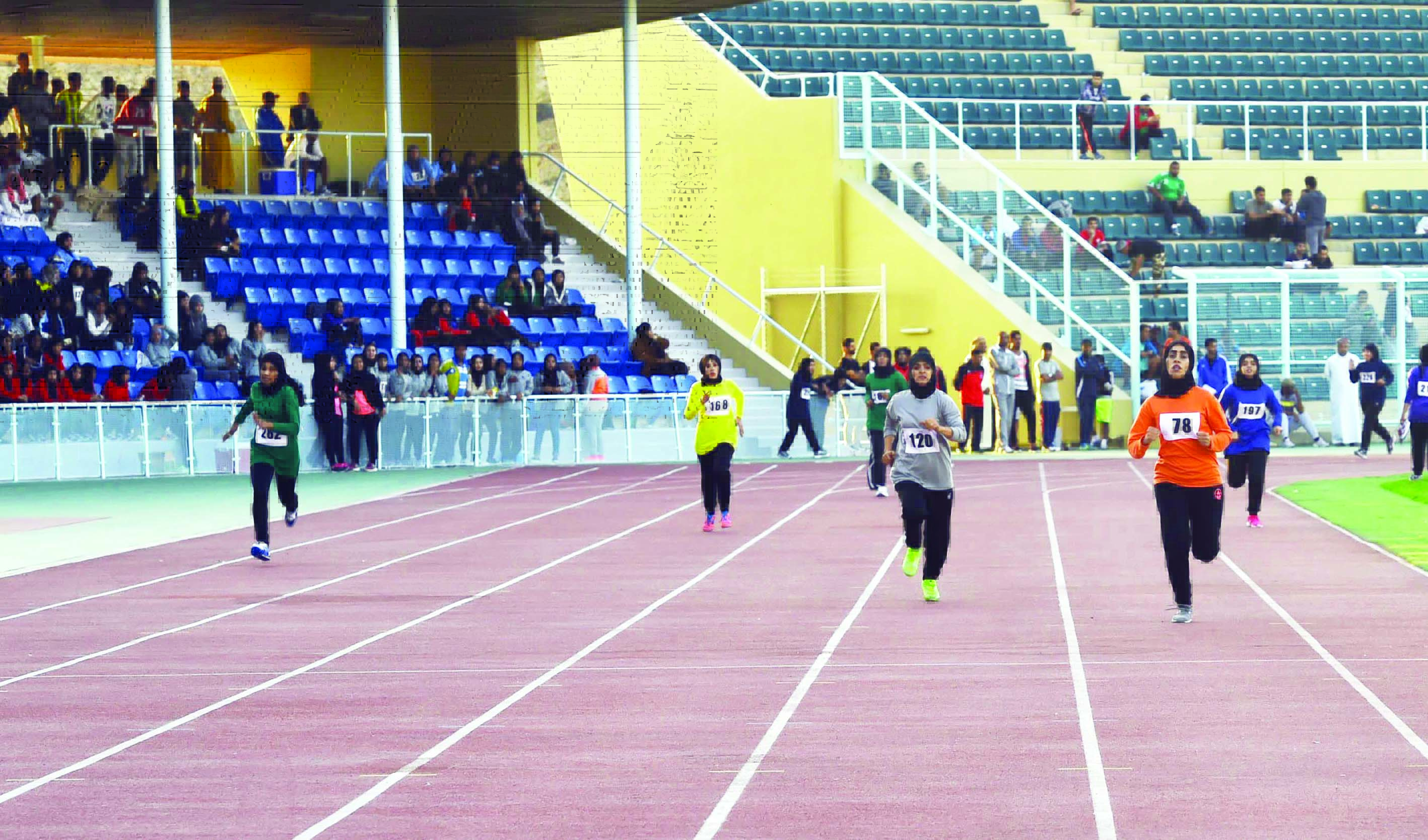 اختتام مهرجان شرطة عمان السلطانية لألعاب القوى.. اليوم