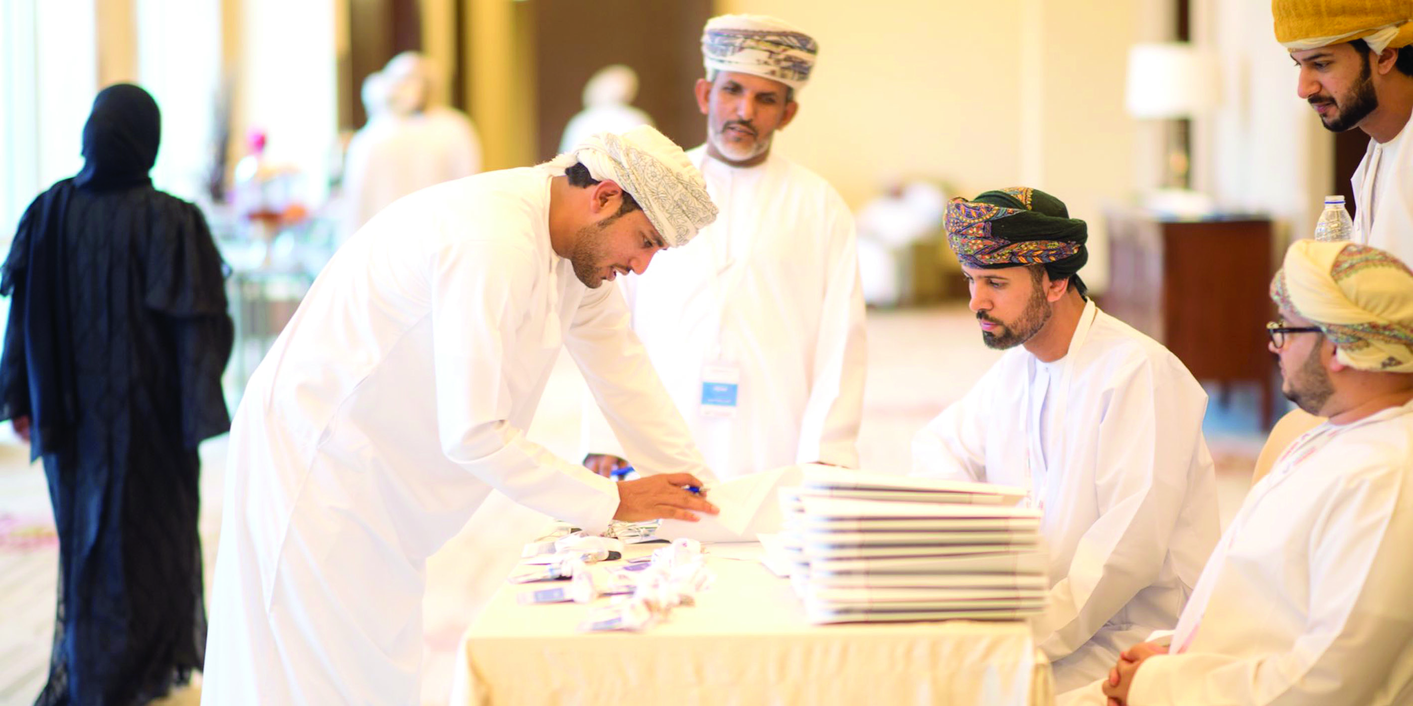 العجمي: تصميم برامج مبتكرة لتنشئة قوى عاملة ماهرة