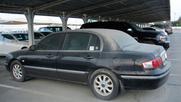 Abandoned cars in Oman to be towed away