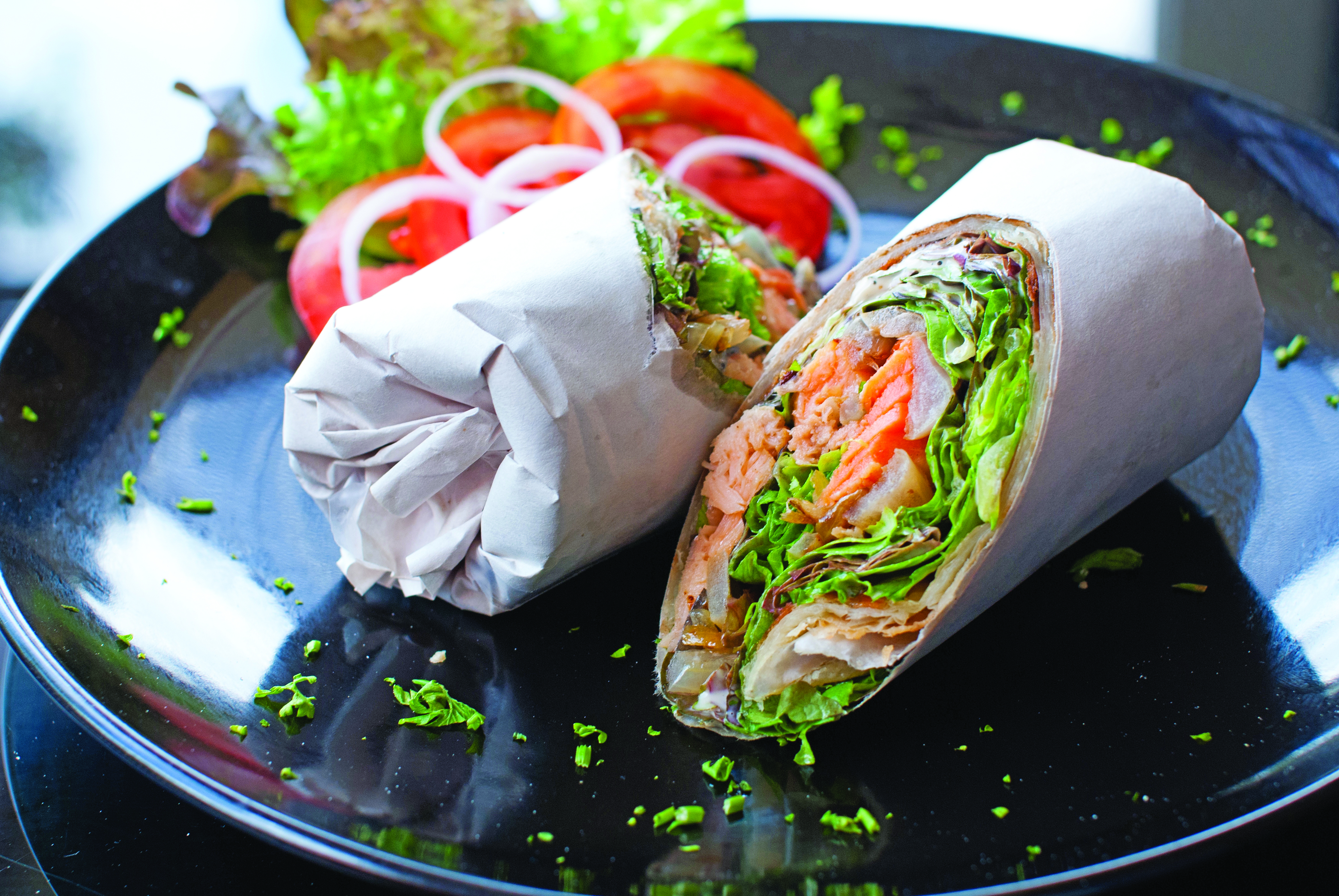 Oman dining: Four ways to eat wraps