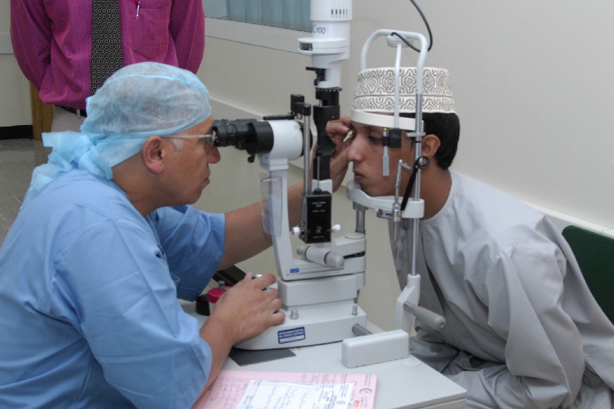 الجمعة: مؤتمر أقليمي  للمتخصصين في طب العيون بالسلطنة