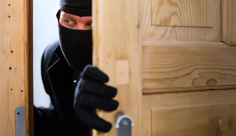 نصائح من لصوص محترفين لحماية منزلك من السرقة