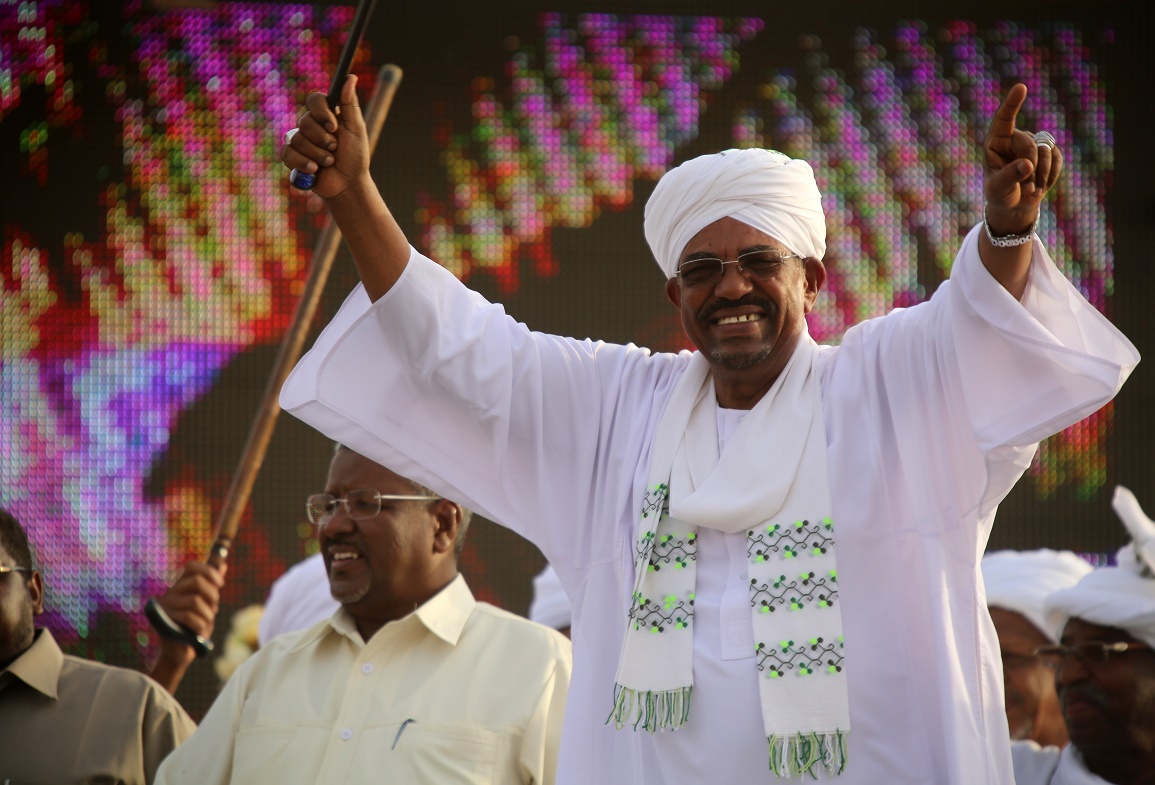 لهذه الأسباب رفعت أمريكا بعض العقوبات الاقتصادية عن السودان