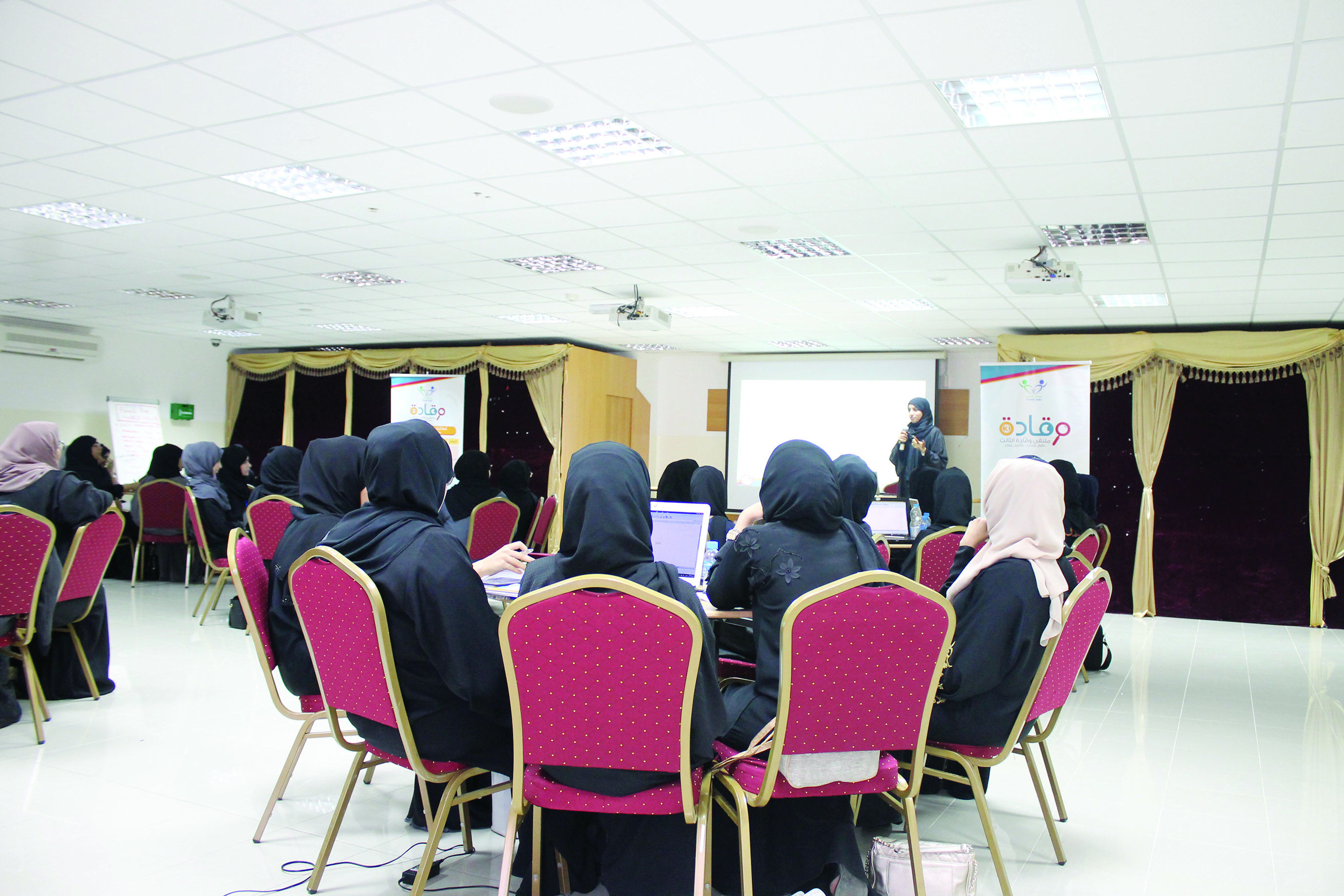 بعنوان «عقول تبحث وأنامل تبتكر»

جامعة السلطان قابوس تشارك في ملتقى “وقَّادة” الثالث