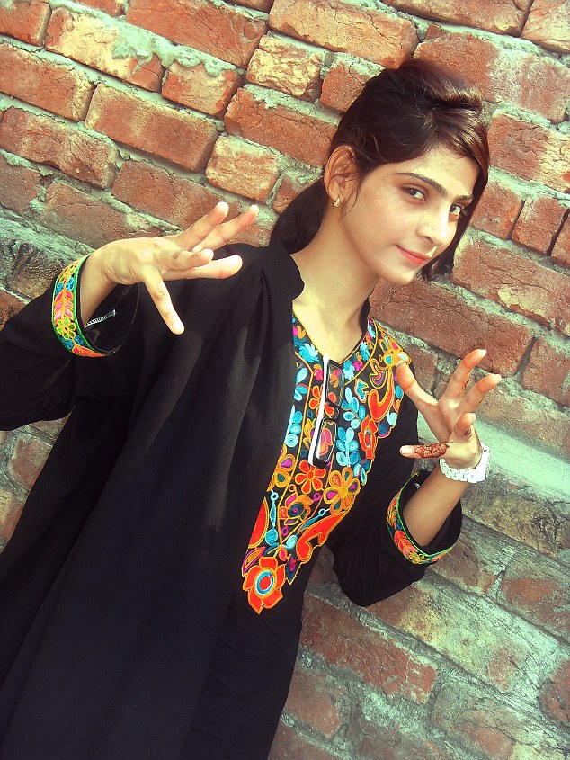 الإعدام لباكستانية أحرقت ابنتها حية