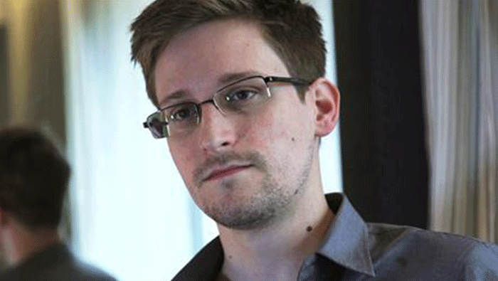 Whistleblower Snowden can apply for Russian passport next year