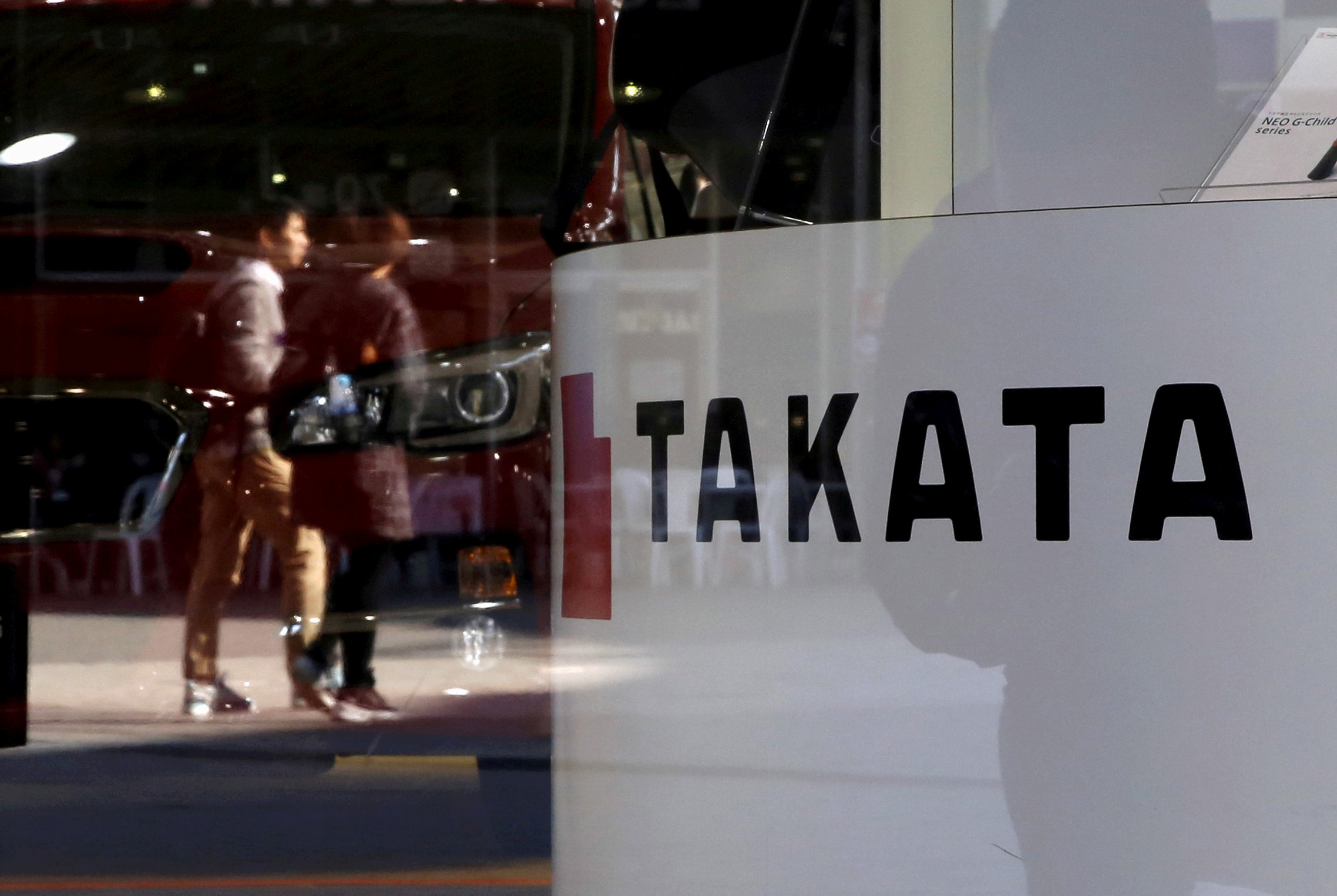 Takata bidders said to favor Japan bankruptcy; shares tumble