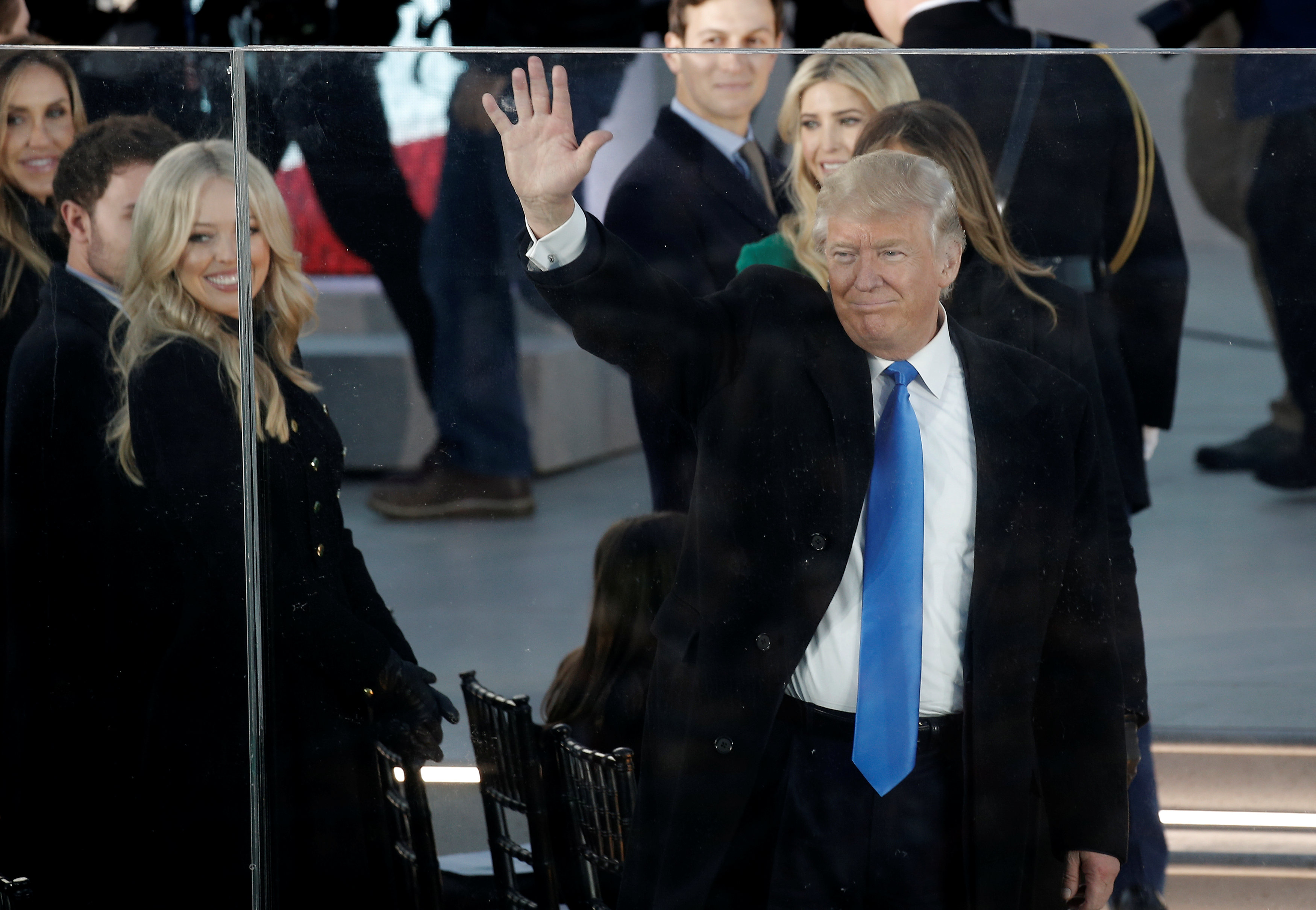 Donald Trump pledges to 'unify' Americans