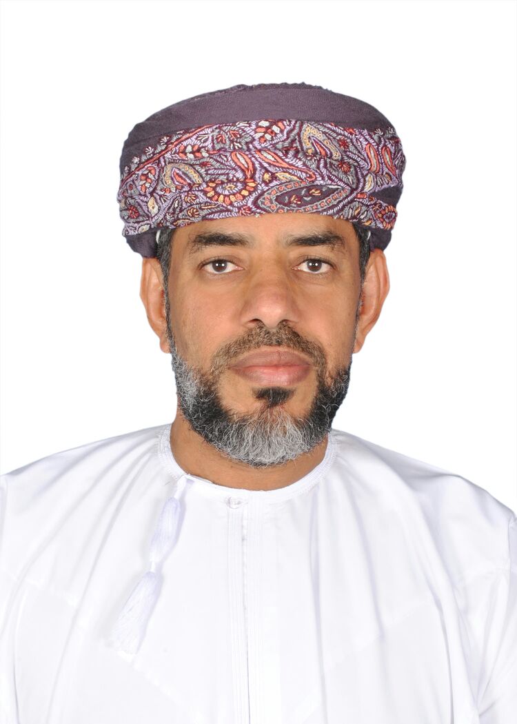 سياحة مرفوضة ومطلوب إيقافها