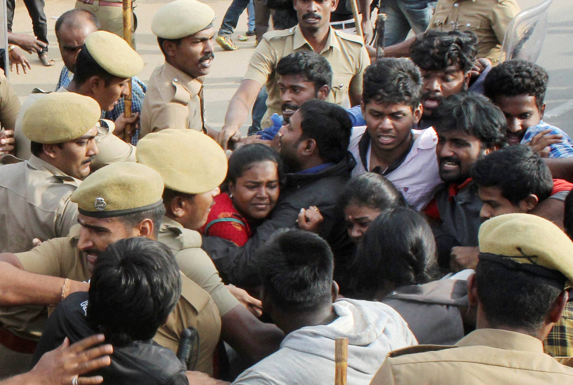 DMK slams police action on Jallikattu protesters at Marina beach