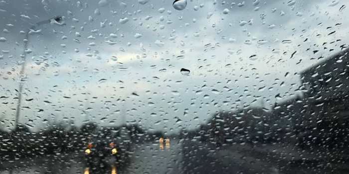 Oman weather: Tips for thunderstorm safety