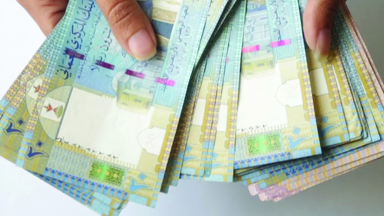 Oman's Ministry of Finance takes steps to cut expenses