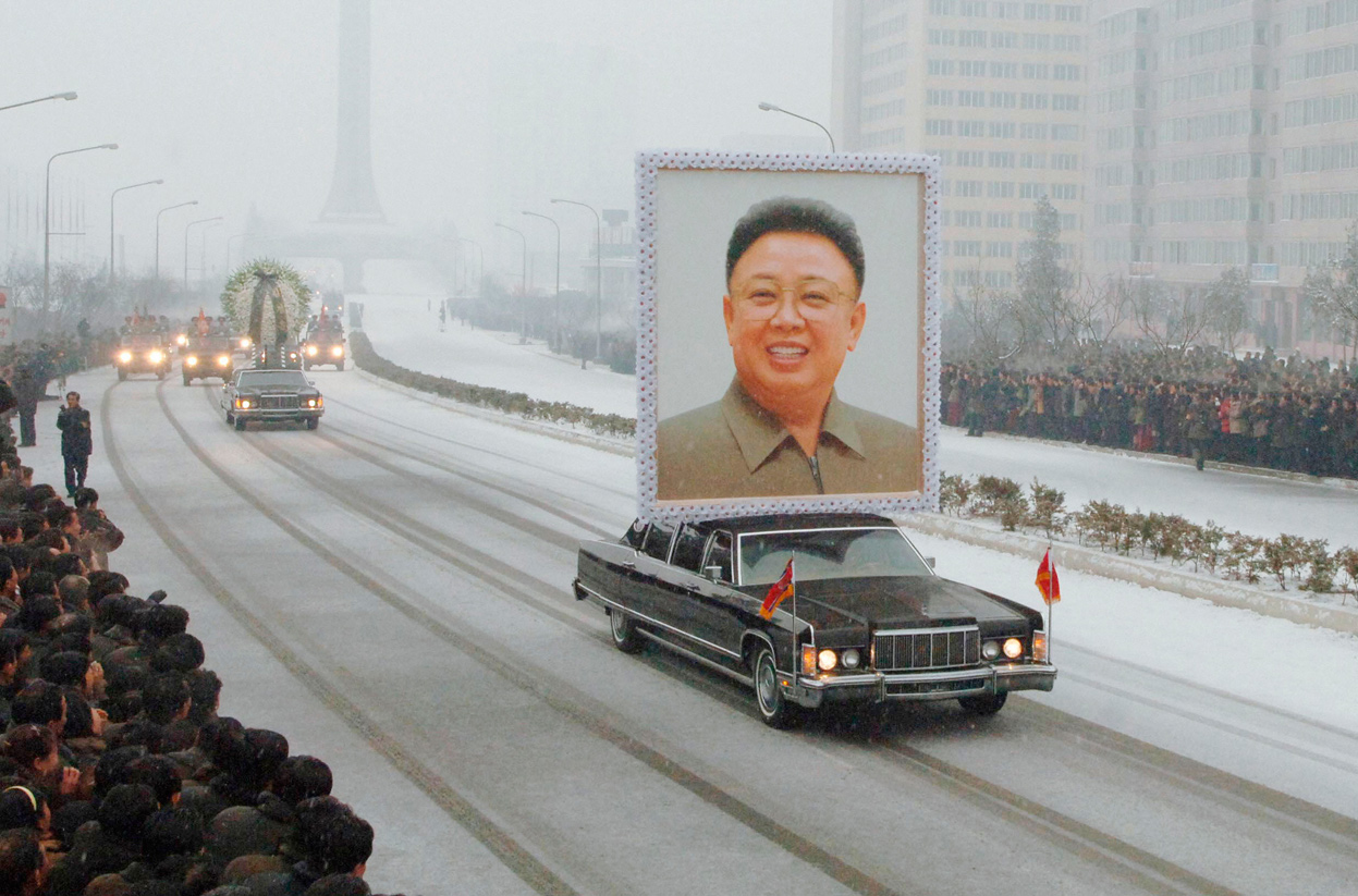هكذا احتفلت كوريا الشمالية بذكرى زعيمها الراحل
