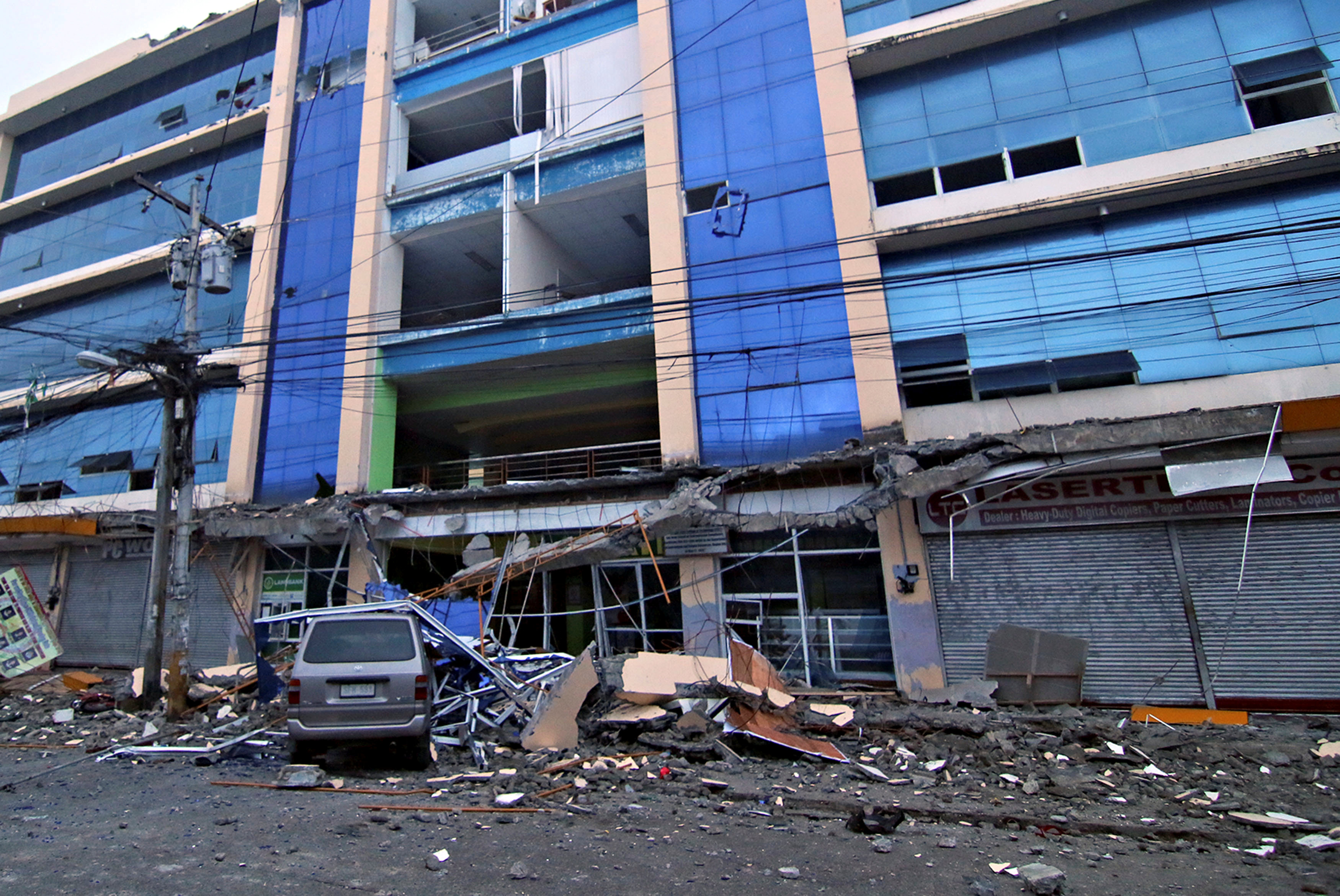 Earthquake kills four, damages infrastructure in southern Philippines