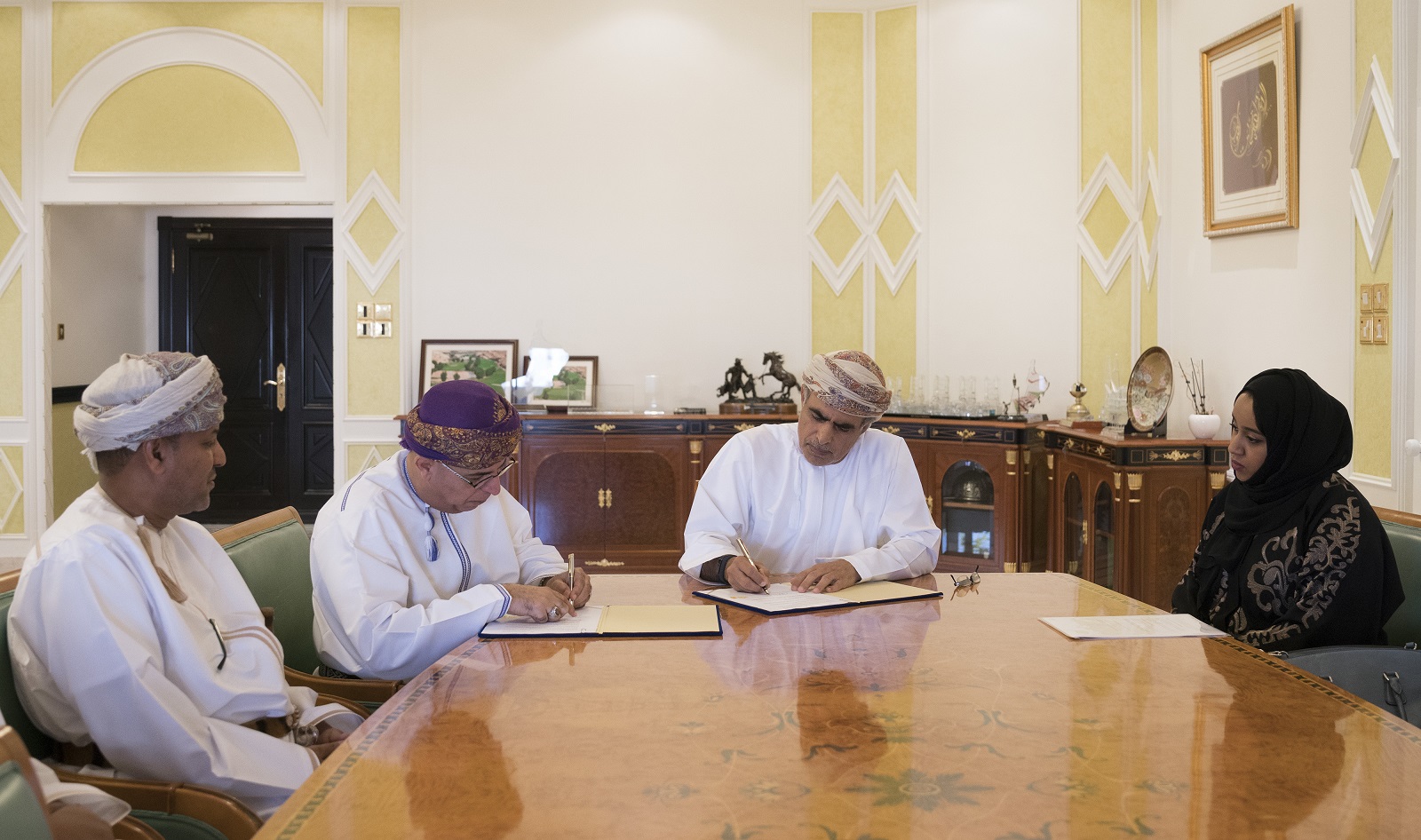 Agreement for full time jobs for Omanis
