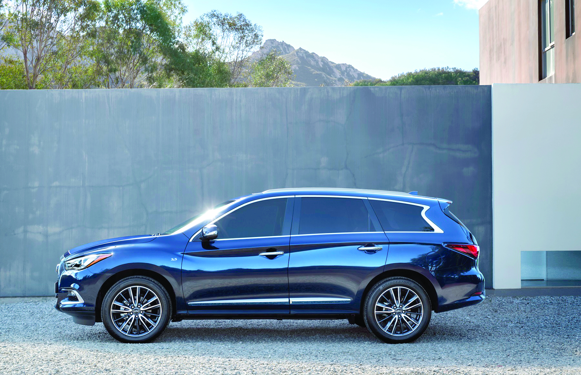 «إنفينيتي QX60» تبهر الجميع بقوتها